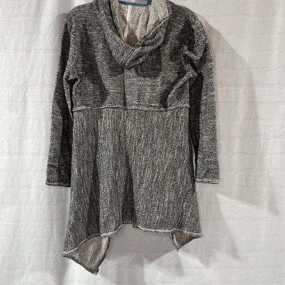Women's Max Studio Weekend Long Sleeve Hooded Sweater Cardigan, Size Medium - Picture 2 of 3